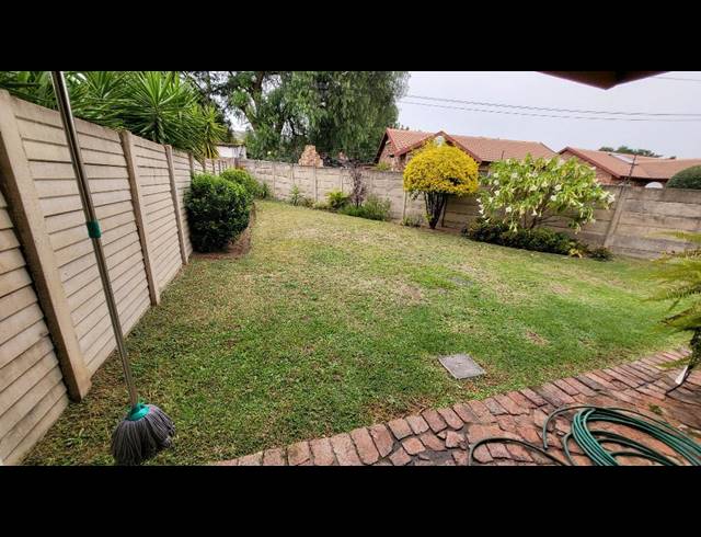 2 BEDROOM DUPLEX FOR SALE IN CLAREMONT